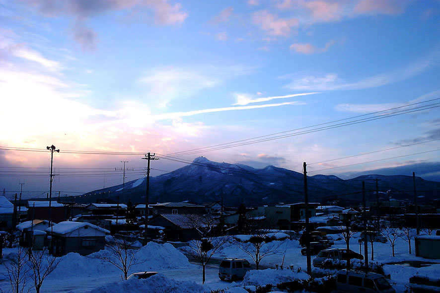 冬の釜臥山